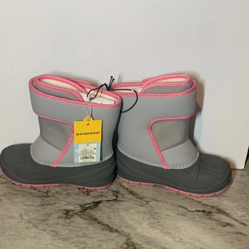 Cat & Jack Lenny Gray and Pink  Kids Boots